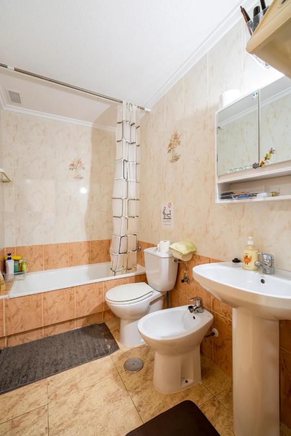Apartamento Compartido - Solo El Dormitorio Es Privado Torrevieja Exteriör bild