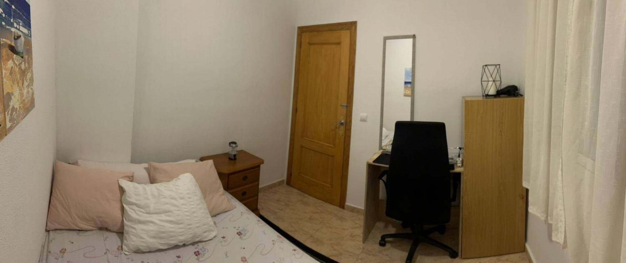 Apartamento Compartido - Solo El Dormitorio Es Privado Torrevieja Exteriör bild